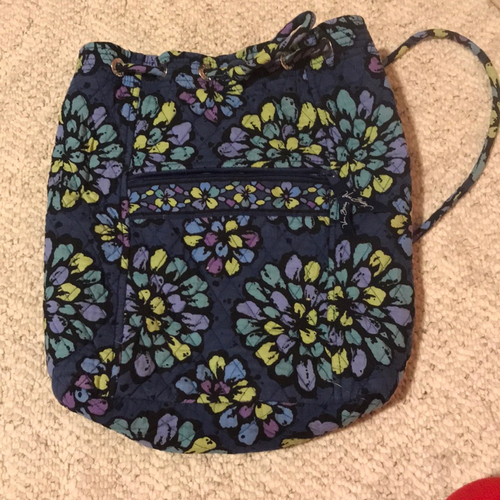A Vera Bradley floral synch bag